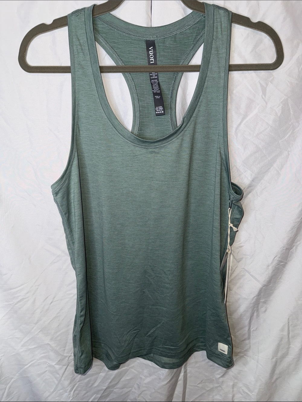 NWT Vuori Lux Performance Tank